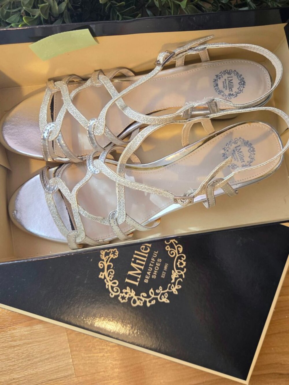 I. Miller IM FAIR Silver Metallic Glitter Strappy Low Wedge Sandals - Size 9M